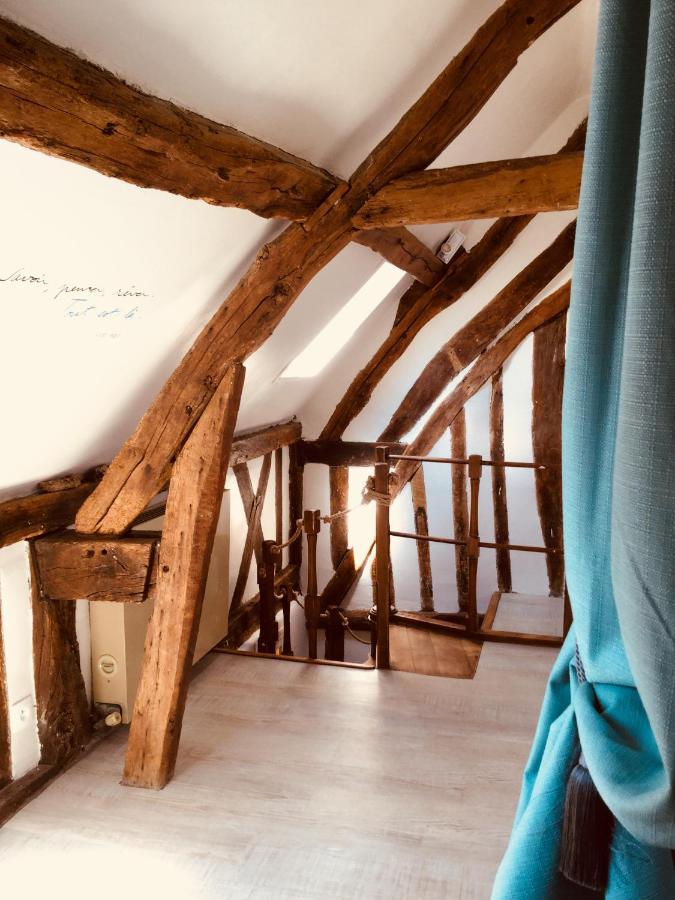 Appartement Les 4 lions duplex chic et charme à Honfleur Extérieur photo