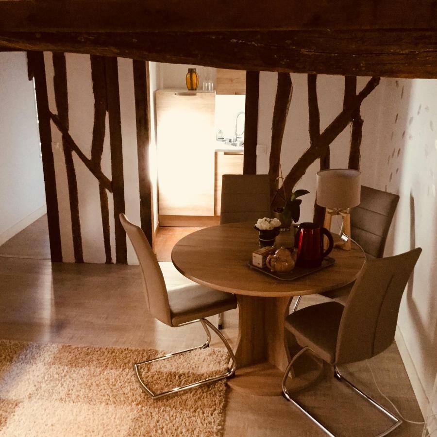 Appartement Les 4 lions duplex chic et charme à Honfleur Extérieur photo